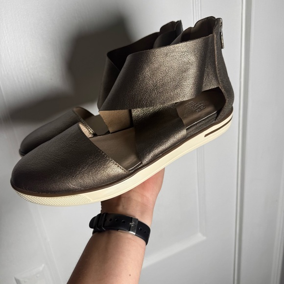 Eileen Fisher Closed Toe Women’s Sport Platform Sandal In Metallic Bronze Size 8 - Picture 4 of 11